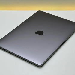 Apple Macbook Pro A1706 Space Gray 2017year